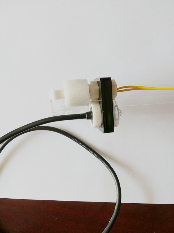 Soporte de Sensor ATO de apaga - Ato Sensor Float reseña y precio